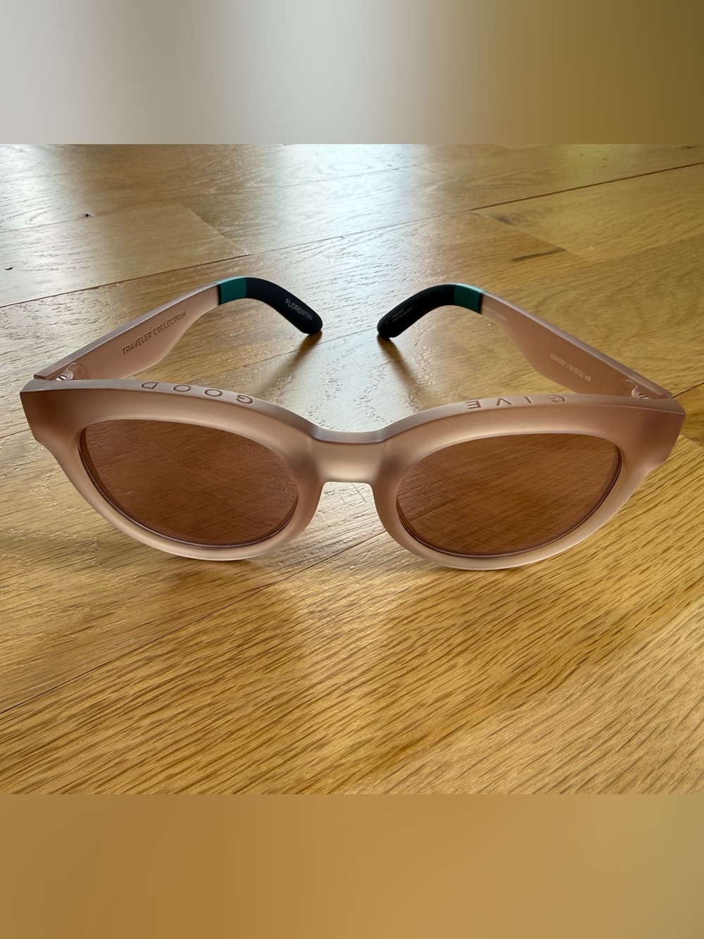 NWT TOMS Traveler Florentin Sunglasses - Picture 3 of 5